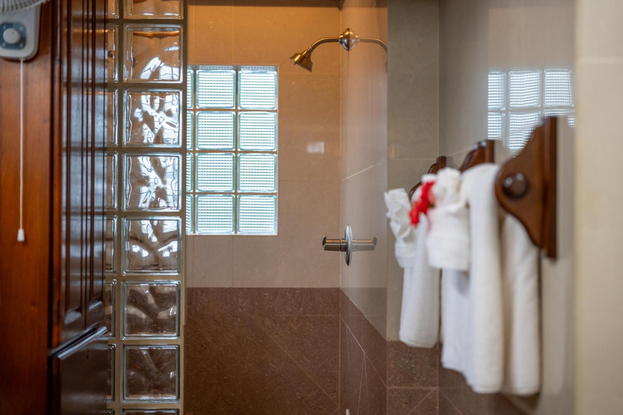 ホテル Buttonwood Belize ホプキンズ エクステリア 写真